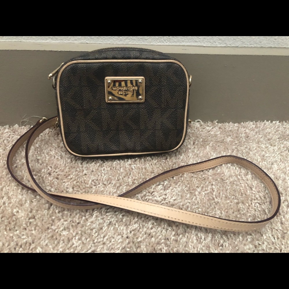 Michael Kors Crossbody